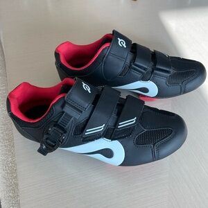 Peloton cycling shoes size 40 women
